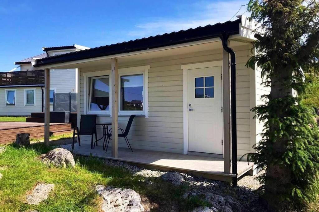 Feriehus Med Sjoutsikt Satra Luaran gambar